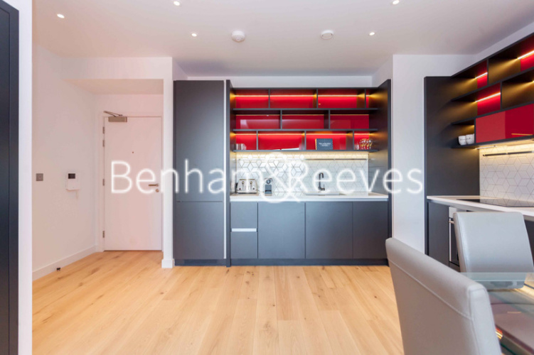 1  bedroom flat to rent in Lyell Street, Modena Houset, E14-image 2