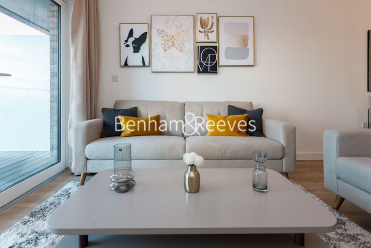 1 bedroom flat to rent in Shipbuilding Way, Upton Gardens, E13-image 1