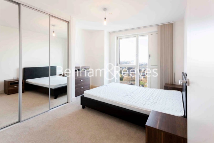 1 bedroom flat to rent in Jefferson Plaza, Canary Wharf, E3-image 14