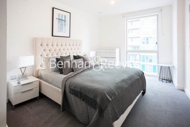 1  bedroom flat to rent in Southmere House, Highland Street, E15-image 4