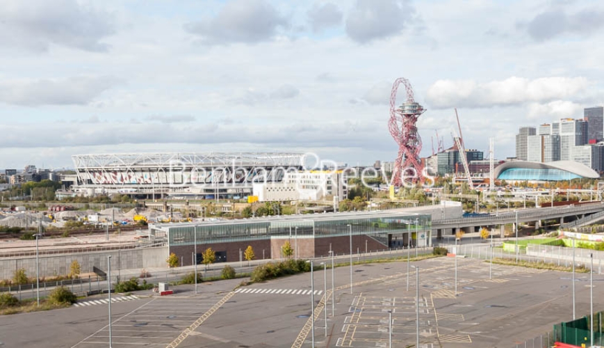 1  bedroom flat to rent in Southmere House, Highland Street, E15-image 10