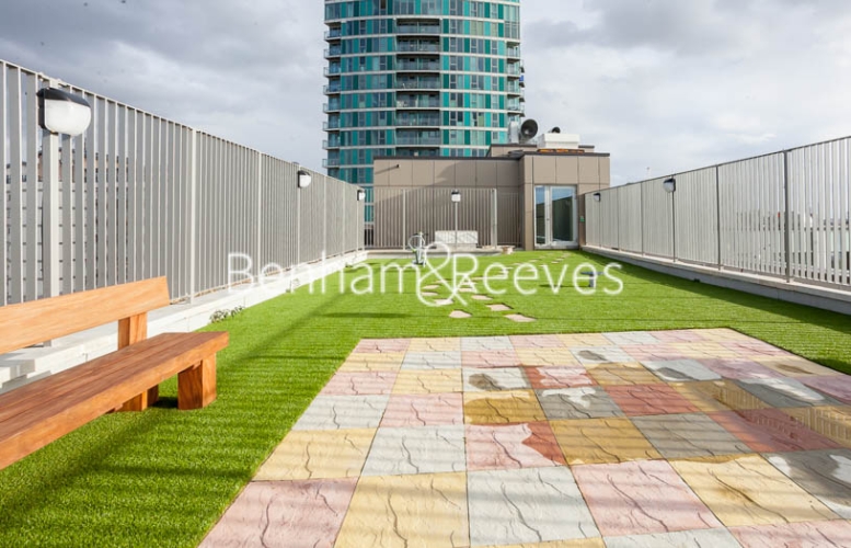 1  bedroom flat to rent in Southmere House, Highland Street, E15-image 17