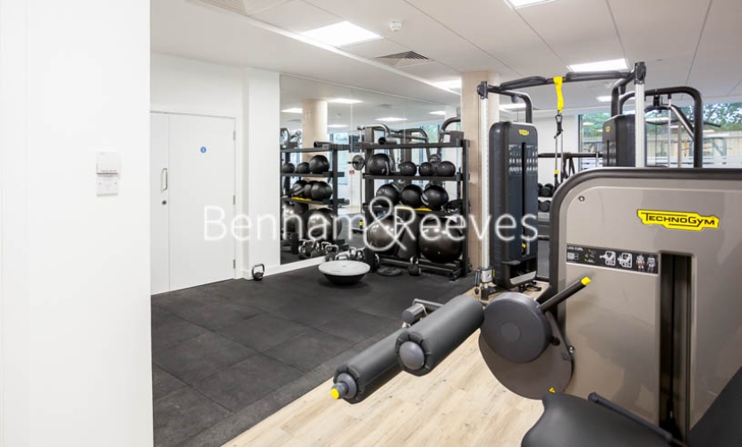 1  bedroom flat to rent in Southmere House, Highland Street, E15-image 18