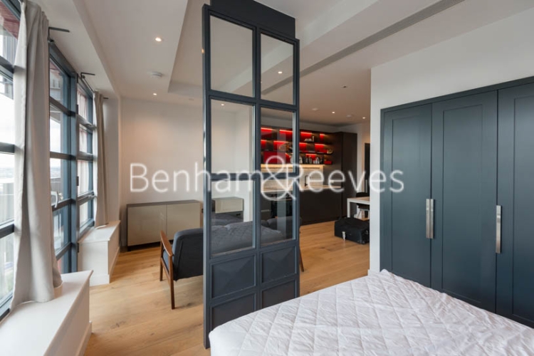 Studio flat to rent in City Island Way, Canary Wharf, E14-image 12