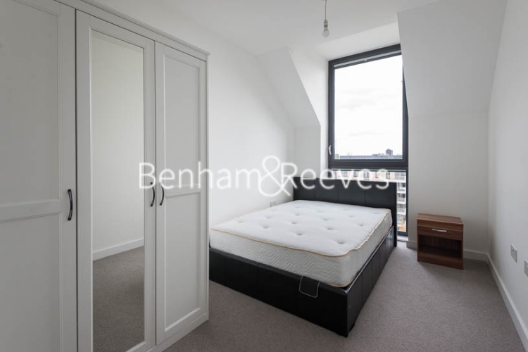 3  bedrooms flat to rent in New Garden Quarter, Stratford, E15-image 10