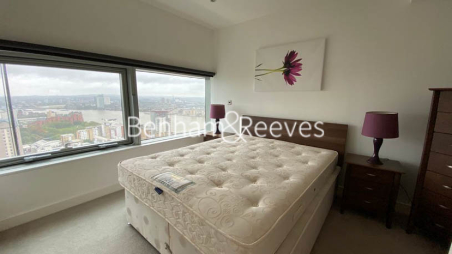 2  bedrooms flat to rent in Landmark East, Marsh Wall,  E14-image 8