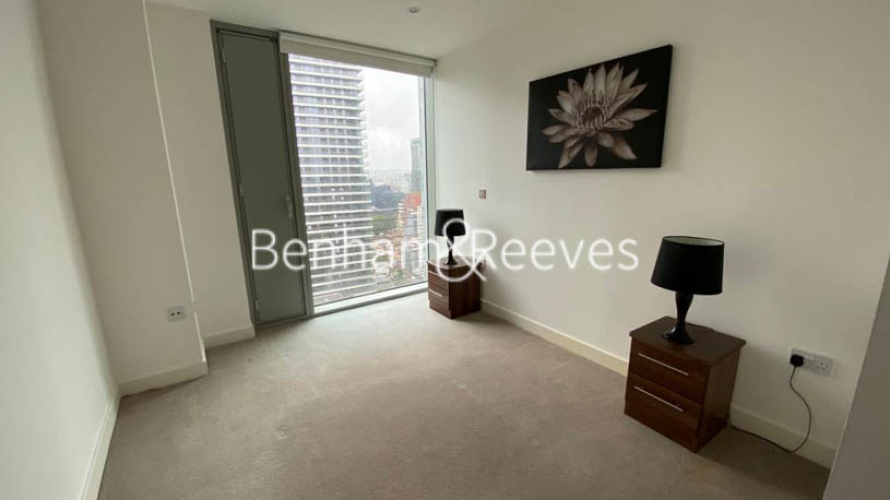 2  bedrooms flat to rent in Landmark East, Marsh Wall,  E14-image 10