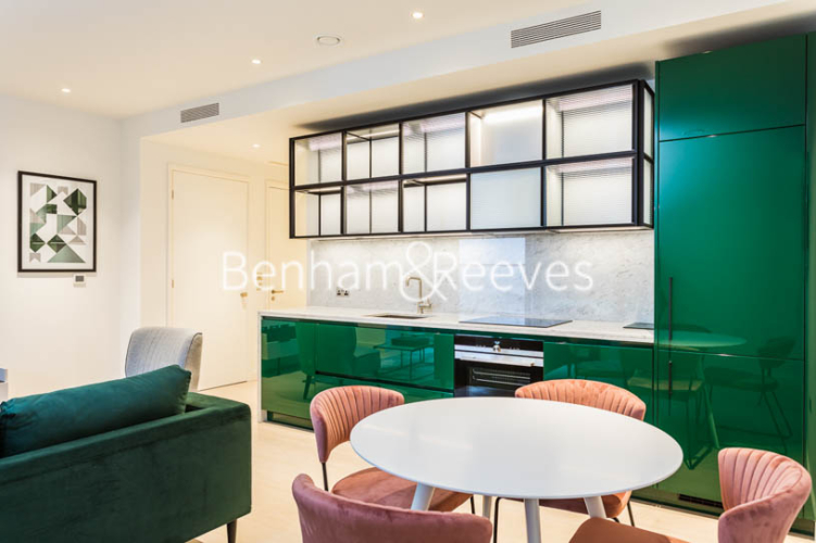 1  bedroom flat to rent in Wardian, Canary Wharf, E14-image 2