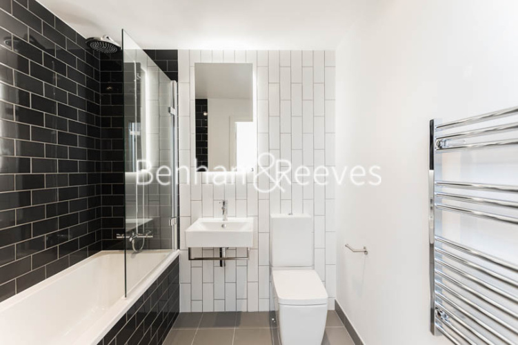 1  bedroom flat to rent in John Cabot House, Canary Wharf, E16-image 10