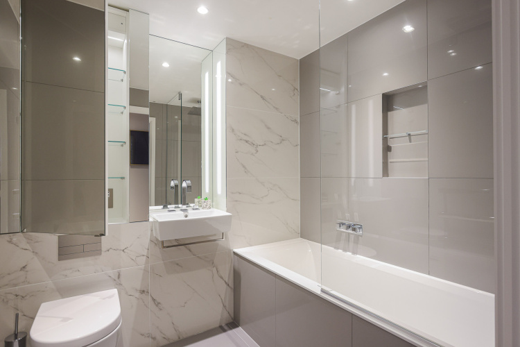 1  bedroom flat to rent in Hampton Tower, South Quay Plaza, E14-image 4