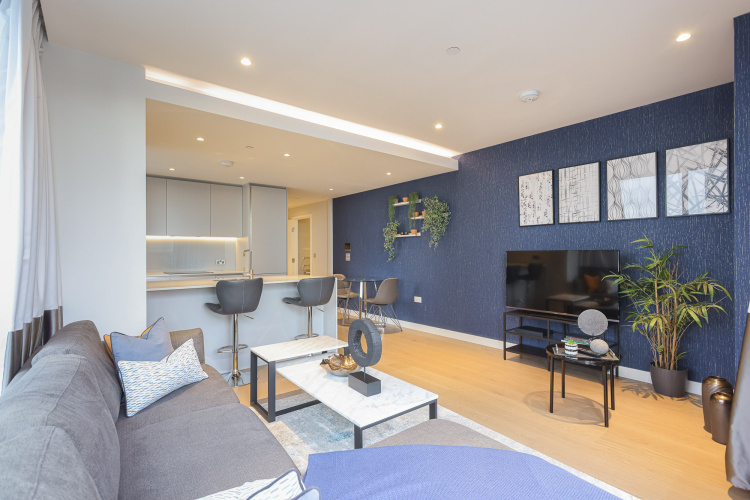 1  bedroom flat to rent in Hampton Tower, South Quay Plaza, E14-image 11