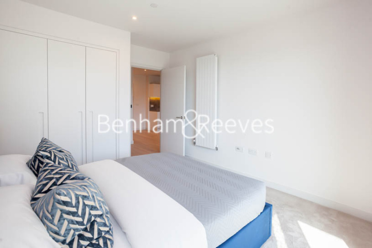 1  bedroom flat to rent in John Cabot House, 4 Clippers Street E16-image 15