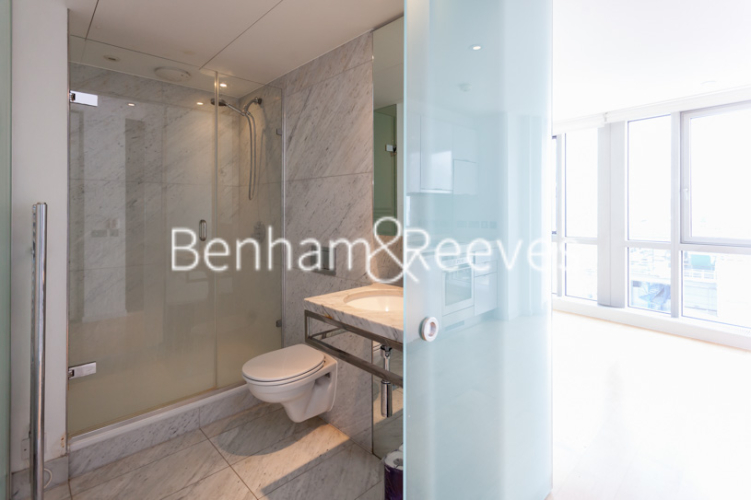 Studio flat to rent in Ontario Tower, Fairmont Avenue, E14-image 4