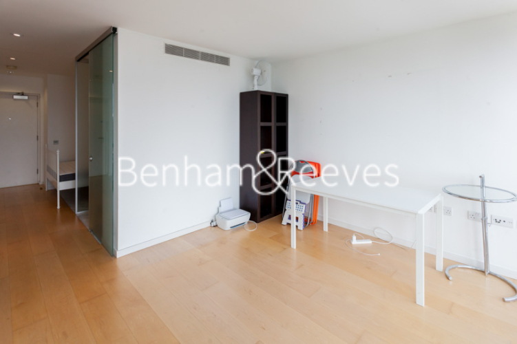 Studio flat to rent in Ontario Tower, Fairmont Avenue, E14-image 8