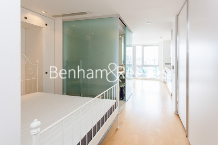 Studio flat to rent in Ontario Tower, Fairmont Avenue, E14-image 9