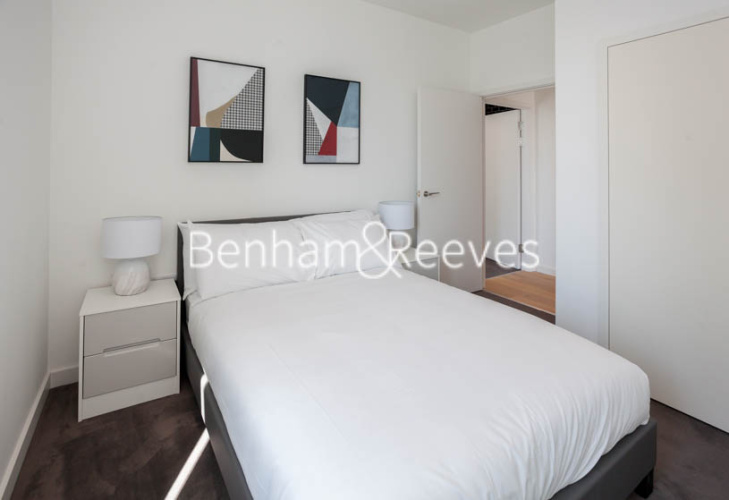 2  bedrooms flat to rent in Serapis House, Canning Town, E14-image 9