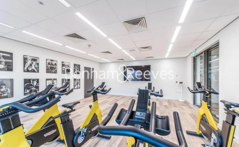 2  bedrooms flat to rent in Laker House, Pontoon Dock, E16-image 6