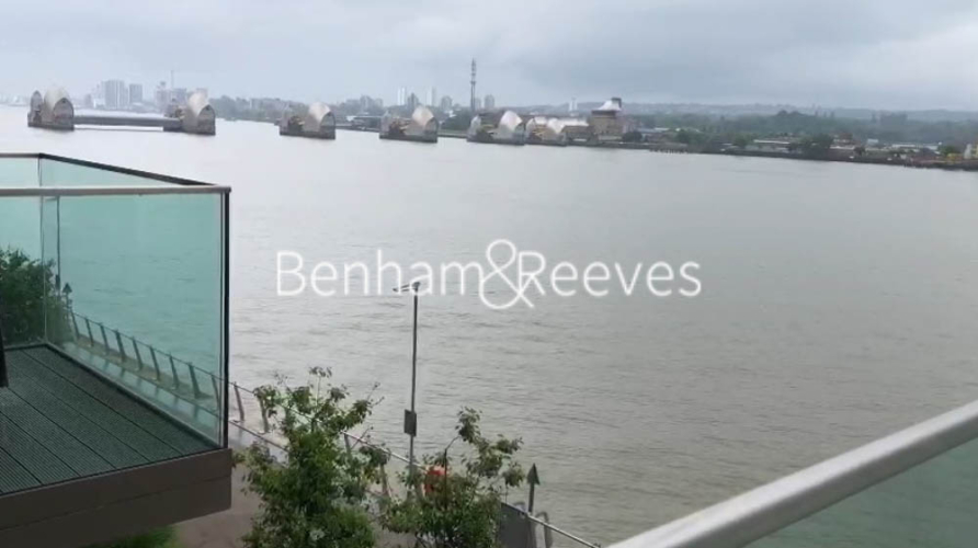 2 bedrooms flat to rent in Laker House, Pontoon Dock, E16-image 12