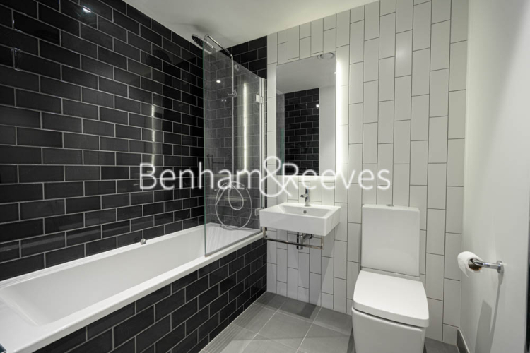 2  bedrooms flat to rent in Laker House, Pontoon Dock, E16-image 16