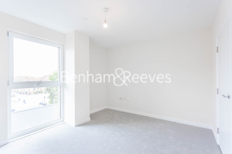 1 bedroom flat to rent in Rosebay House, 8 Frank Searle Passage, E17-image 9