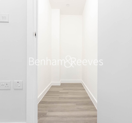 1 bedroom flat to rent in Rosebay House, 8 Frank Searle Passage, E17-image 15