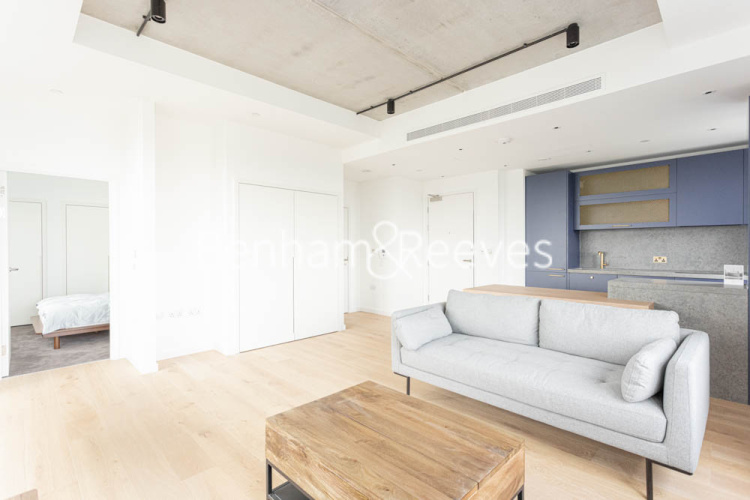 1  bedroom flat to rent in Serapis house, Good Luck Hope, E14-image 1