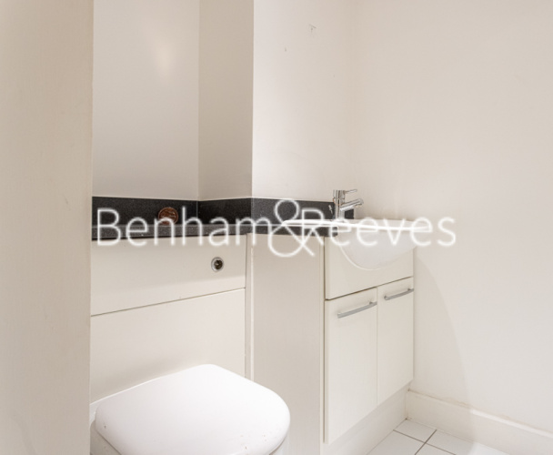 2 bedrooms  for sale in Blackwall Way, Black Wall, E14 view 10