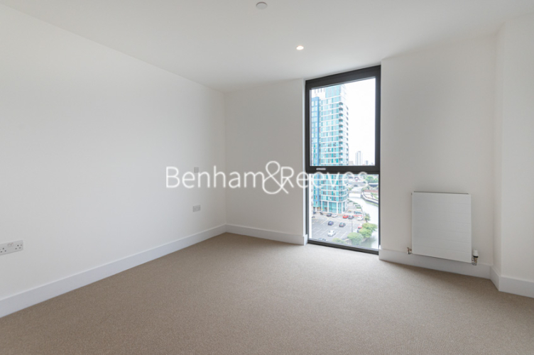 2 bedrooms flat to rent in Corn House, Marshgate Lane, E15-image 3