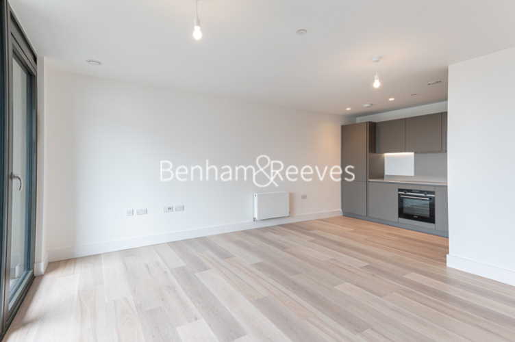 2 bedrooms flat to rent in Corn House, Marshgate Lane, E15-image 13