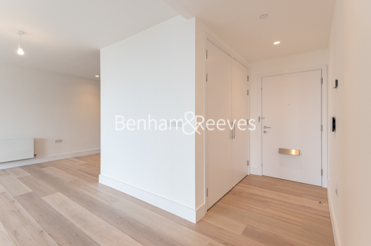 2 bedrooms flat to rent in Corn House, Marshgate Lane, E15-image 14