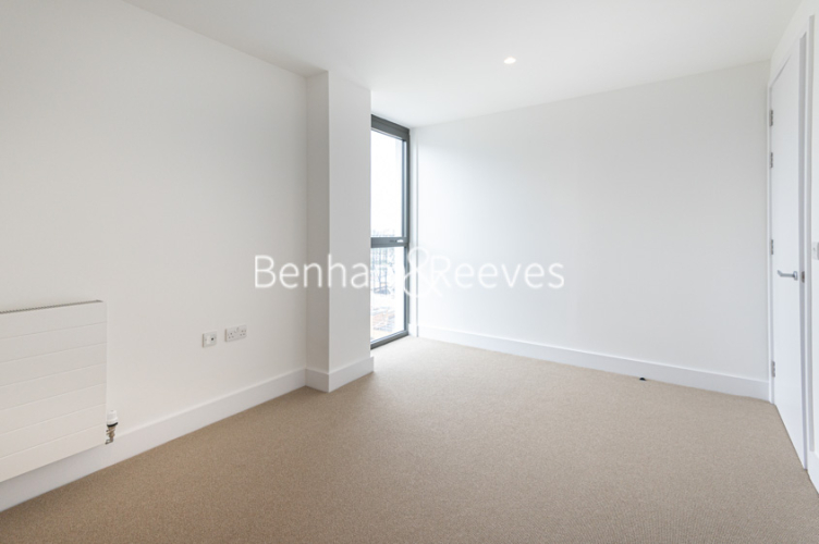 2  bedrooms flat to rent in Corn House, Marshgate Lane, E15-image 15