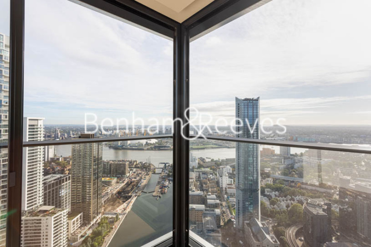 2  bedrooms flat to rent in Hampton Tower, Marsh Wall, E14-image 5
