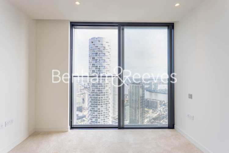 2  bedrooms flat to rent in Hampton Tower, Marsh Wall, E14-image 26