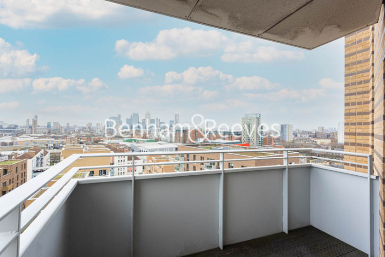 2 bedrooms flat to rent in Ivy Point, Hannaford Walk, E3-image 5