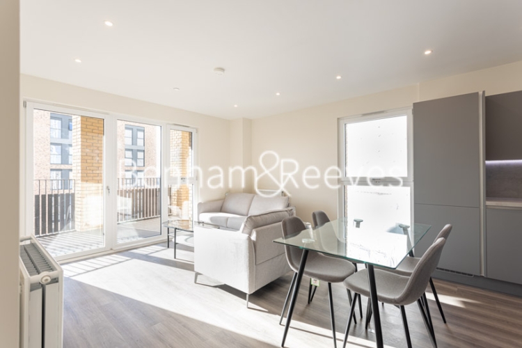 2 bedrooms flat to rent in Tansy House, Forest Road, E17-image 13