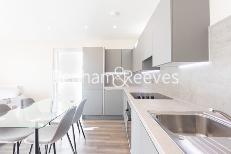 2 bedrooms flat to rent in Tansy House, Forest Road, E17-image 14