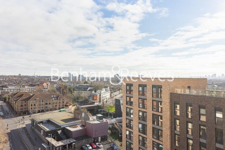 2 bedrooms flat to rent in Tansy House, Forest Road, E17-image 17