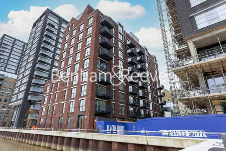 1  bedroom flat to rent in GoodLuck Hope Walk, Canning Town, E14-image 9