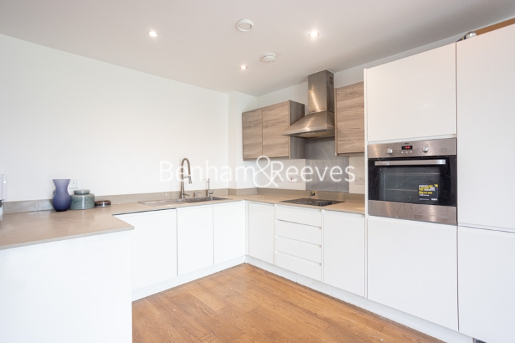 1  bedroom flat to rent in Abbey Road, Barking, IG11-image 2