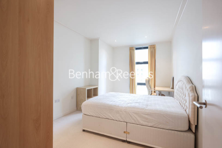 2  bedrooms flat to rent in South Quay Square, Canary Wharf, E14-image 20