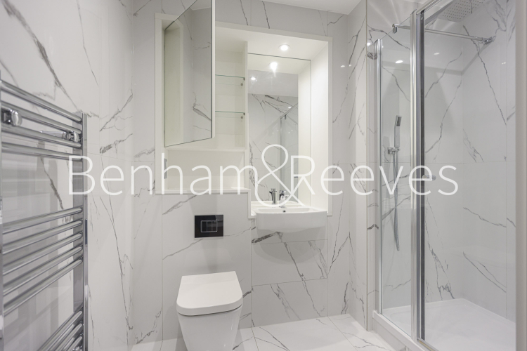 1  bedroom flat to rent in Avalon Point, Silvoecia Way, E14-image 5