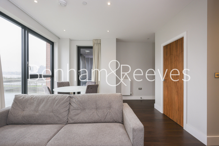 1  bedroom flat to rent in Avalon Point, Silvoecia Way, E14-image 14
