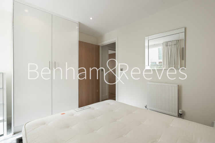 1  bedroom flat to rent in Millharbour, Canary Wharf ,E14-image 12