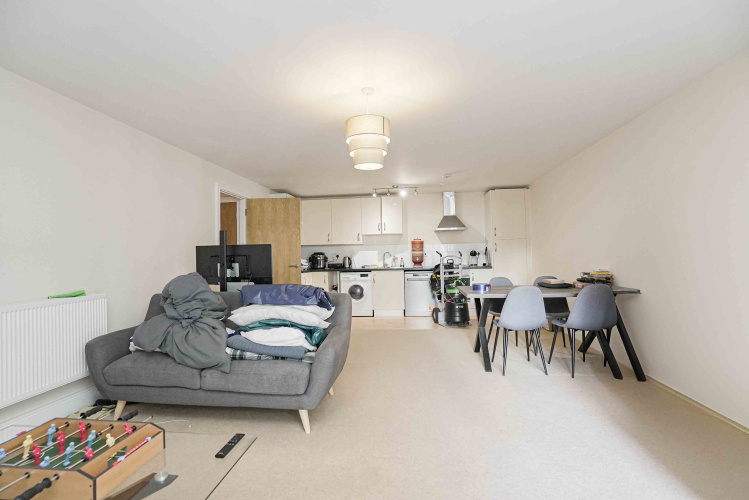 2  bedrooms flat to rent in Westwood House, Millharbour, E14-image 1