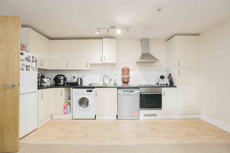 2  bedrooms flat to rent in Westwood House, Millharbour, E14-image 6