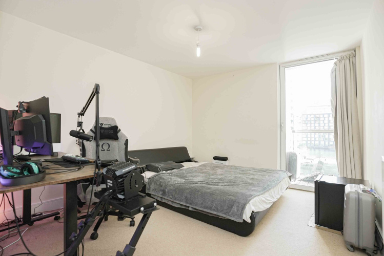 2  bedrooms flat to rent in Westwood House, Millharbour, E14-image 7