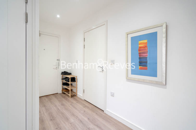 2  bedrooms flat to rent in Booth Road, Canary Wharf, E16-image 9