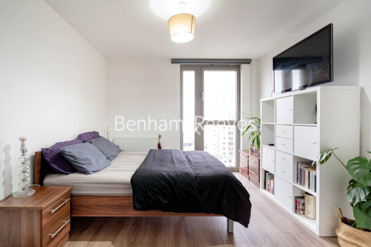 2  bedrooms flat to rent in Booth Road, Canary Wharf, E16-image 14