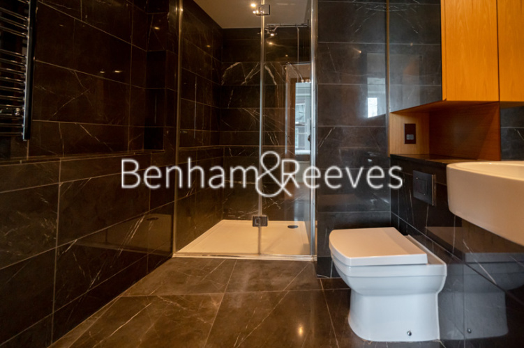 1  bedroom flat to rent in Arena tower, Crossharbour Plaza, E14-image 4