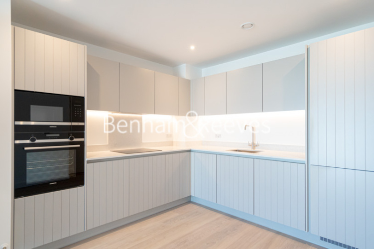 2  bedrooms flat to rent in Western Gateway, Royal Dock, E16-image 8